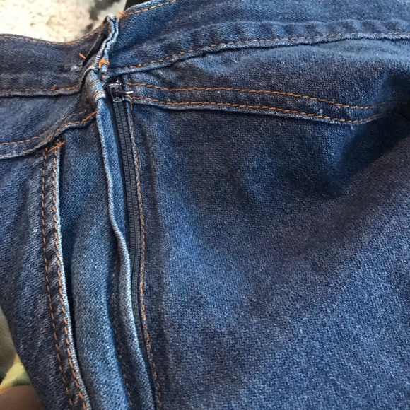 Tres Jolie Vintage Skirt with Pockets - Picture 7 of 7